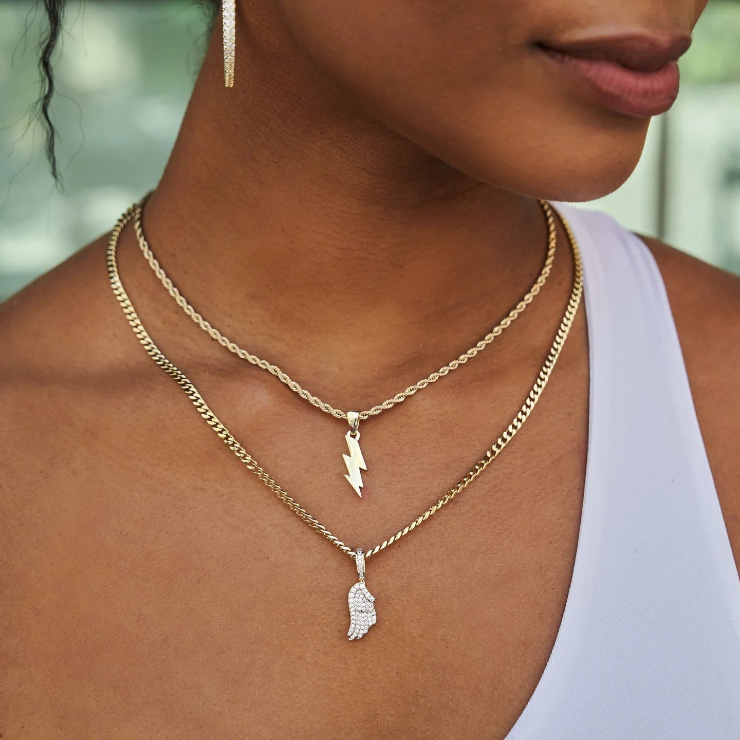 2 Chains + 2 Pendants