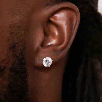 7mm Round Cut Artificial gemstone Stud Earrings in yellow Gold