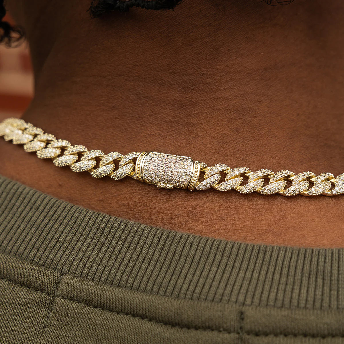 Artificial gemstone Cuban Chain in Yellow Gold