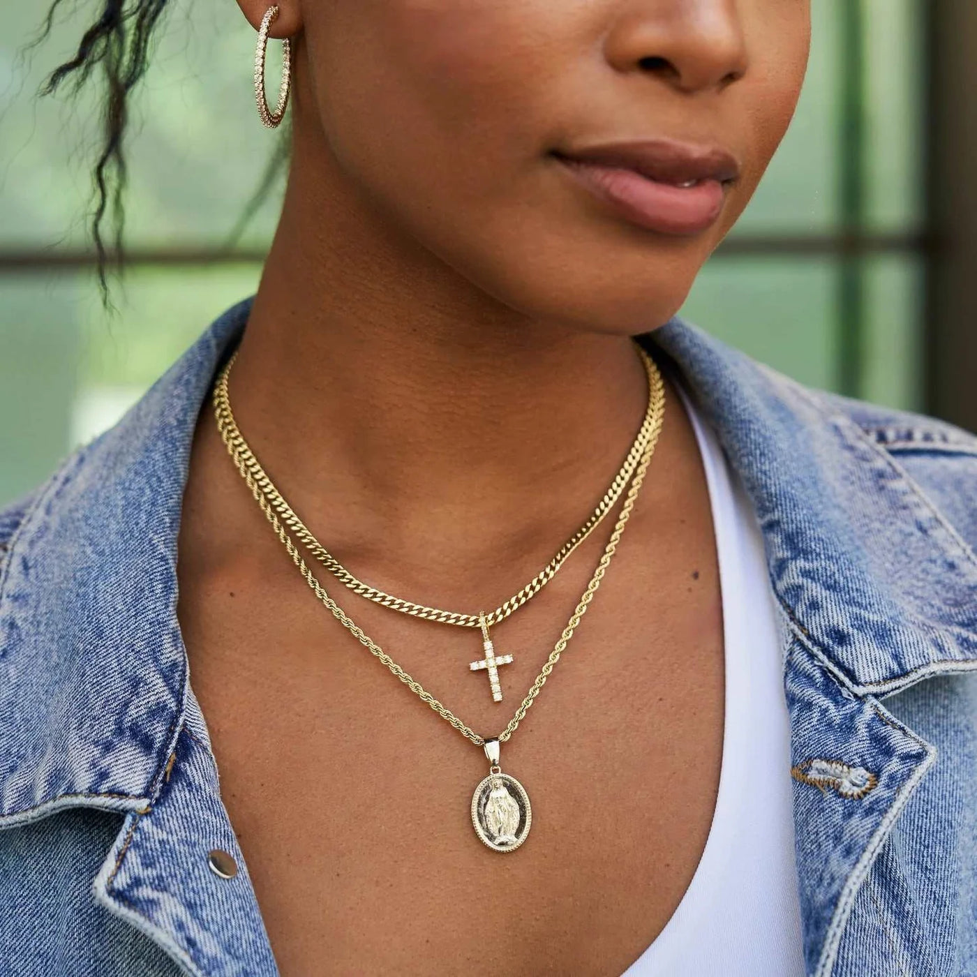 2 Chains + 2 Pendants