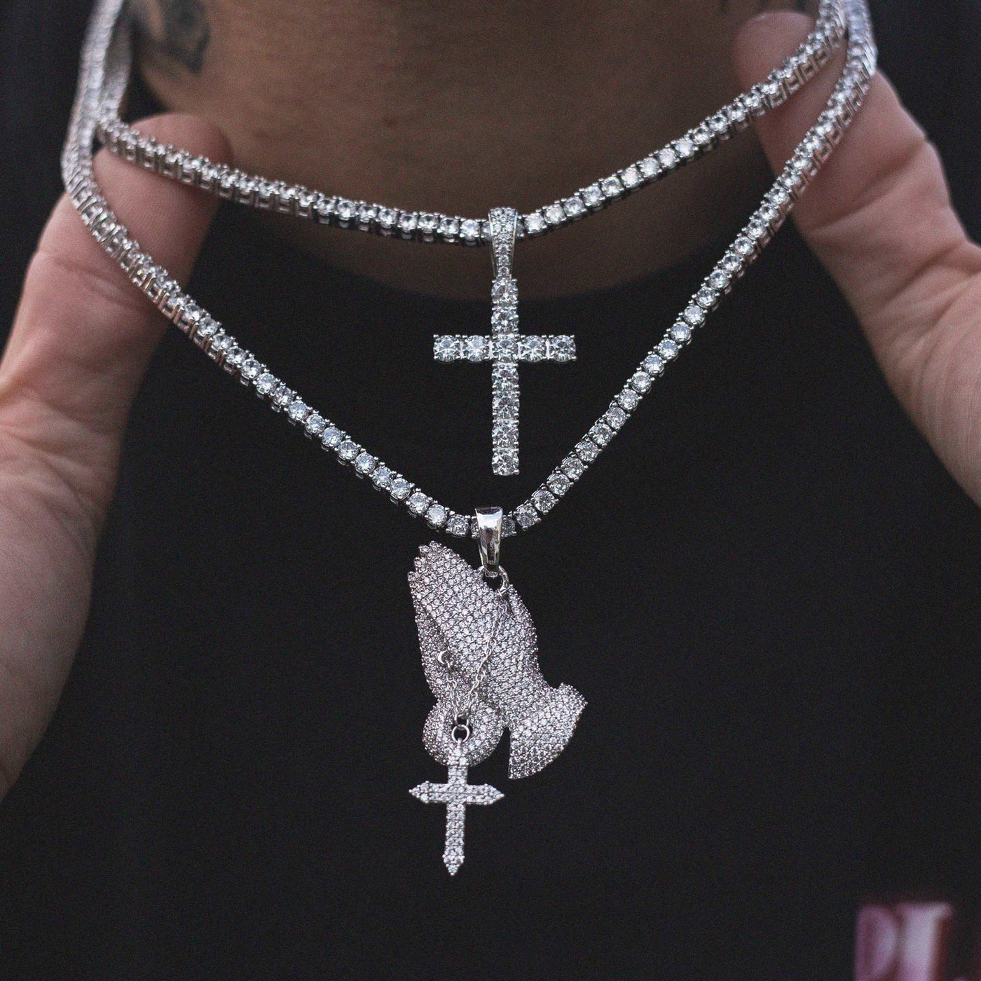 2 Chains + 2 Pendants